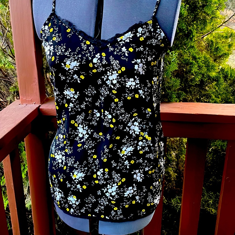 Vera Wang Spaghetti Strap Tank Top Adjustable Straps Womens Size Large.